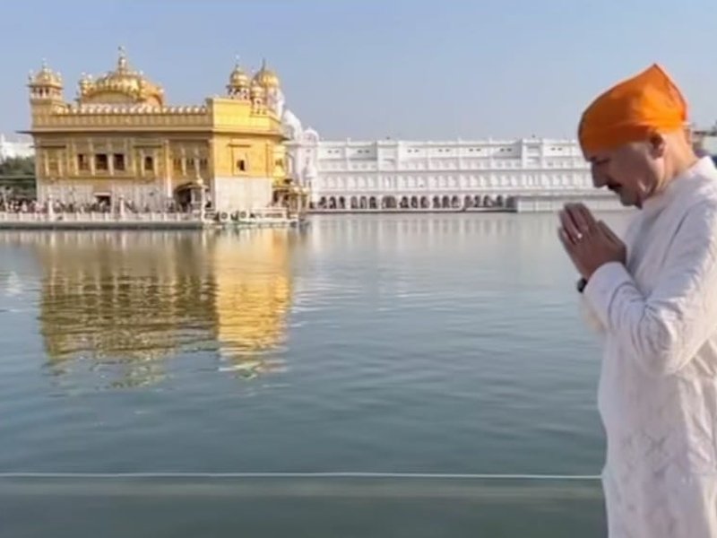 Anupam Kher pens heartfelt wishes on Guru Nanak Jayanti 