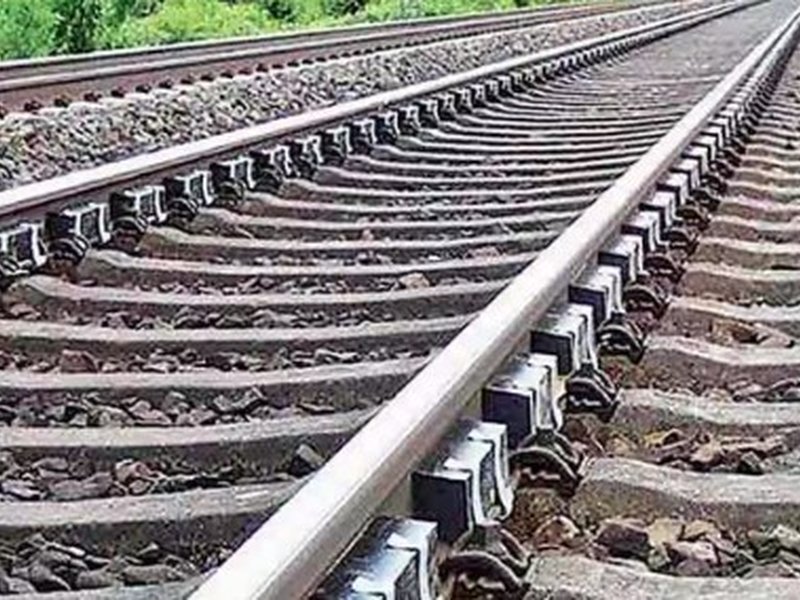 Six pilgrims killed in train accident at UP’s Chunar station