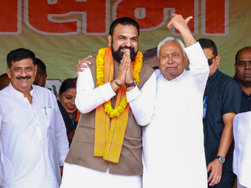 बिहार: पहले चरण का मतदान गुरुवार को, सम्राट, तेजस्वी, विजय सहित कई नेताओं के भविष्य का होगा फैसला