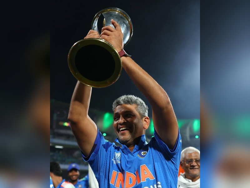 'हमें प्रिंस चार्ल्स नहीं, पीएम मोदी के साथ तस्वीर चाहिए थी,' कोच ने किया सपोर्ट स्टाफ से हुई बातचीत का खुलासा