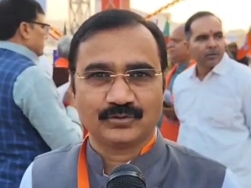 पीएम मोदी करेंगे चार वंदे भारत ट्रेनों का शुभारंभ, दिलीप पटेल बोले- यह काशी के लिए गर्व का क्षण