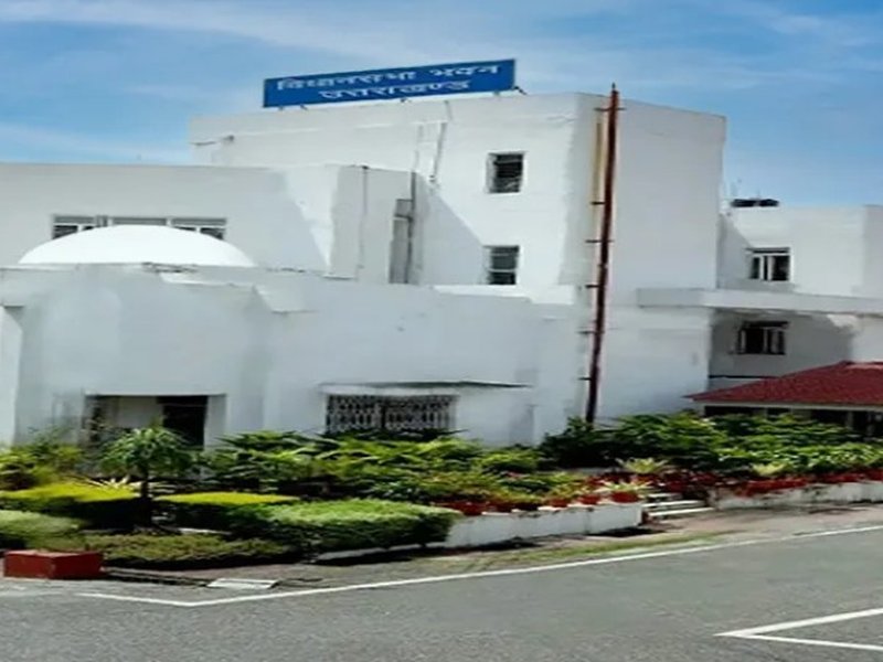 संघर्ष से स्वर्णिम सफर तक: 9 नवंबर 2000 को बना था उत्तराखंड, नई ऊंचाइयों को छू रहा राज्य