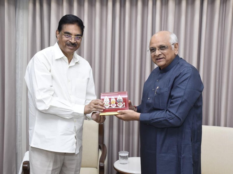 ओडिशा के राज्यपाल हरिबाबू कंभमपति ने गांधीनगर में सीएम भूपेंद्र पटेल का किया अभिनंदन