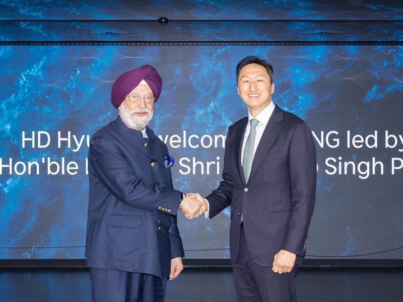 केंद्रीय मंत्री हरदीप पुरी ने एचडी हुंडई के चेयरमैन से की मुलाकात, शिपबिल्डिंग में सहयोग बढ़ाने को लेकर हुई चर्चा