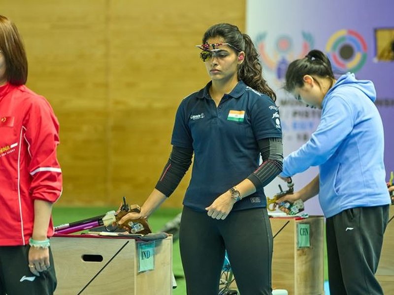ISSF World C'ship: Esha Singh, Manu Bhaker in contention for spots in final after precision stage