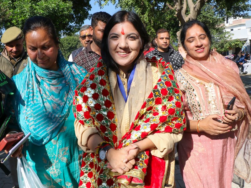 जम्मू-कश्मीर: उपचुनाव में भाजपा ने नगरोटा विधानसभा सीट बरकरार रखी