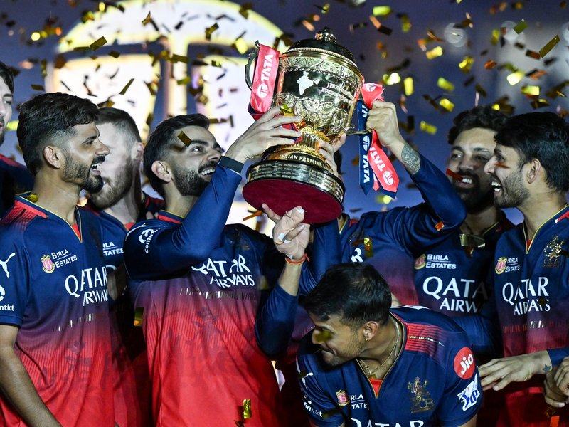 आईपीएल 2026: रिटेंशन के आखिरी दिन सभी फ्रेंचाइजियों ने जारी कर दी रिटेन और रिलीज खिलाड़ियों की सूची 