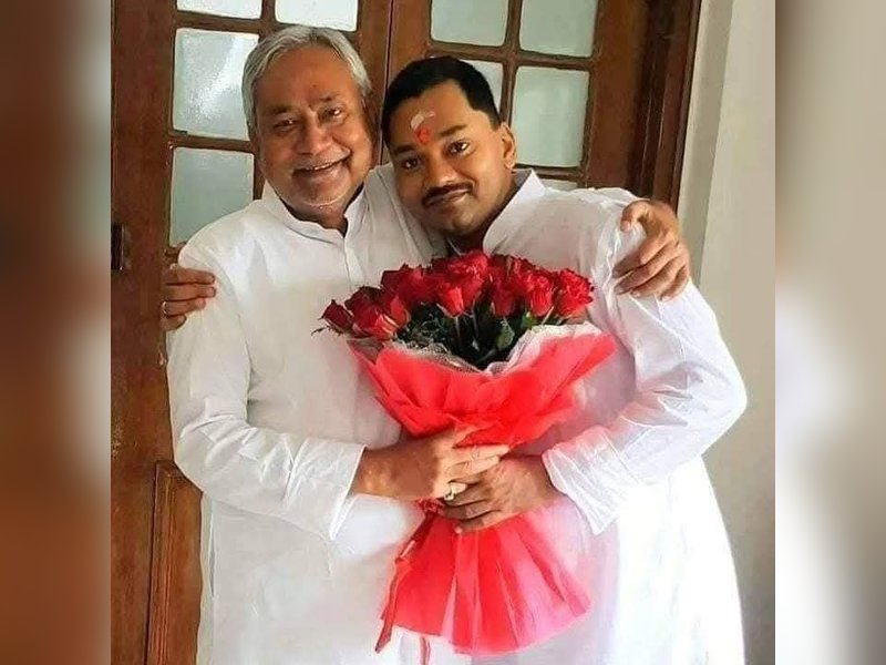 बिहार: नीतीश कुमार के बेटे निशांत को उम्मीद, जनता के विश्वास पर खरा उतरेंगे पिता