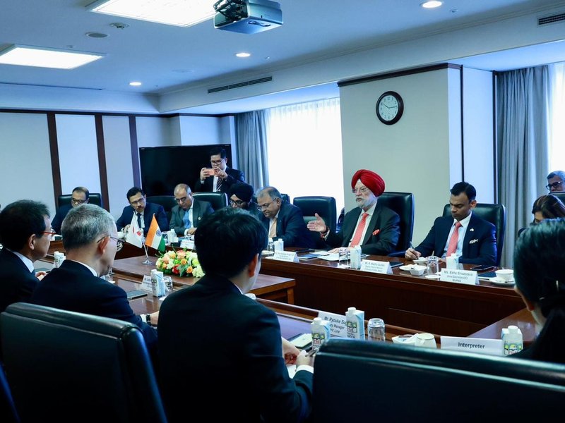 जापान की टॉप शिपिंग कंपनियों के वरिष्ठ अधिकारियों से मिले केंद्रीय मंत्री हरदीप सिंह पुरी