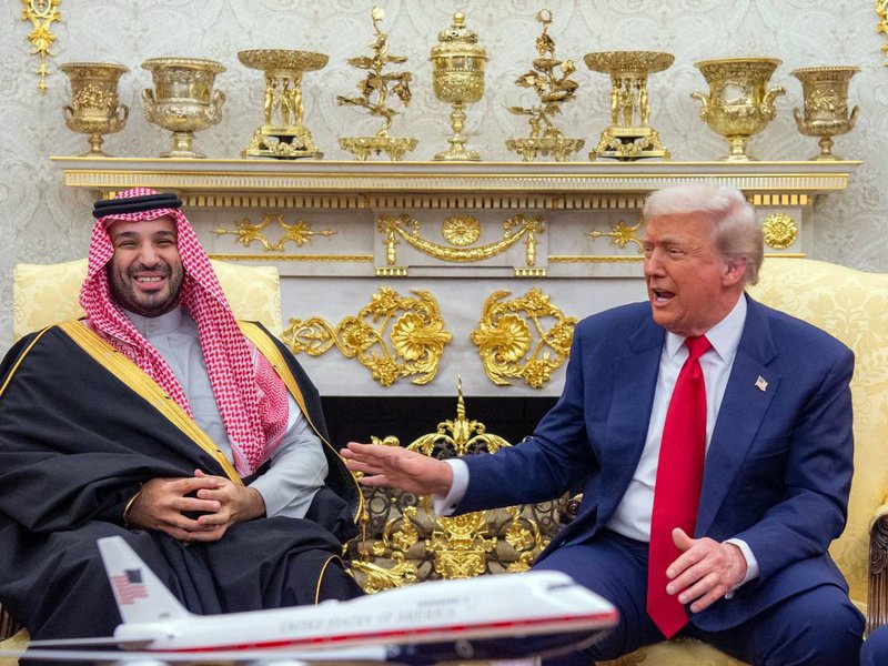US senators move to block Saudi nuclear deal