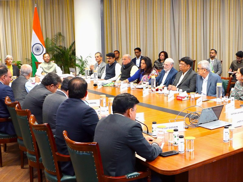 वित्त मंत्री निर्मला सीतारमण ने इन्फ्रास्ट्रक्चर और एनर्जी सेक्टर के पक्षकारों के साथ प्री-बजट बैठक की 