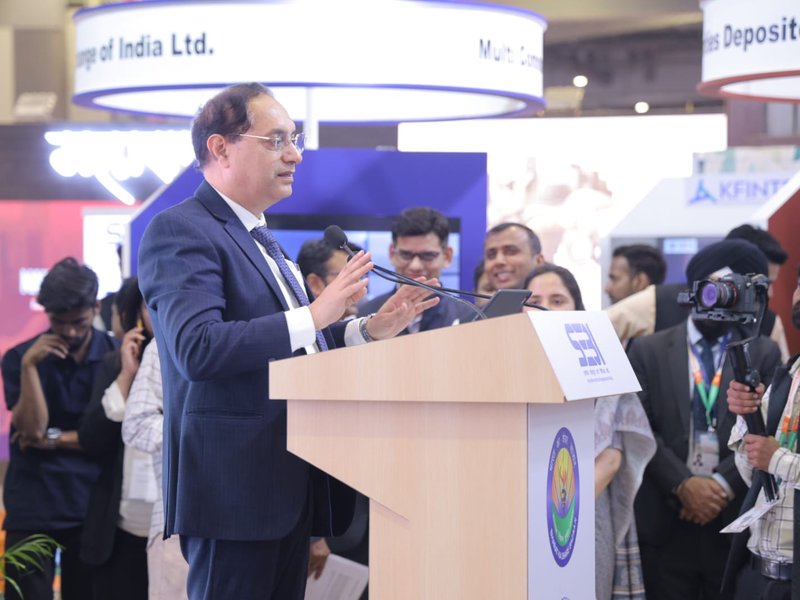 सेबी की बड़ी तैयारी, बाजार सूचकांकों में शामिल हो सकते हैं आरईआईटी और इनविट्स