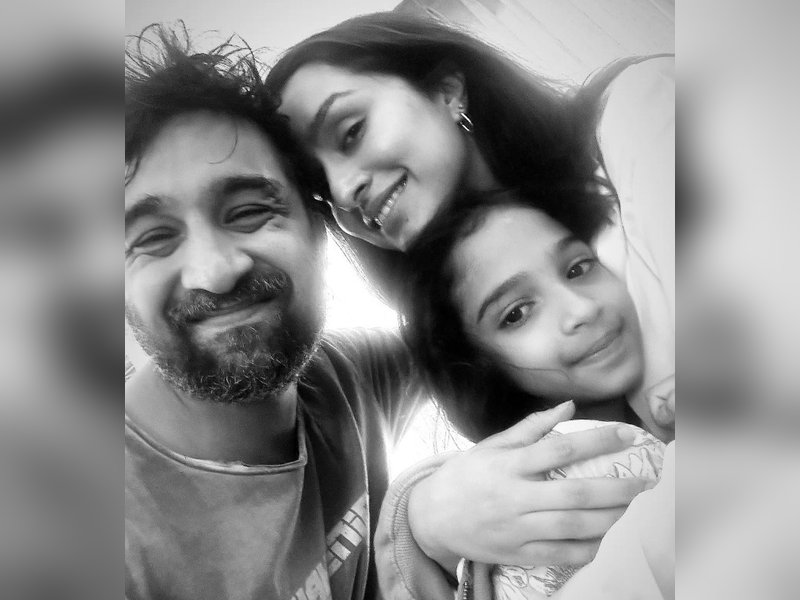 252 करोड़ ड्रग्स केस: श्रद्धा कपूर के भाई सिद्धांत कपूर और इन्फ्लुएंसर ओरी को एंटी-नारकोटिक्स सेल का समन