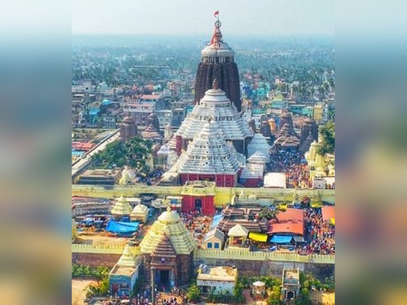 जगन्नाथ पुरी मंदिर के ऊपर से नहीं उड़ते पक्षी या जहाज, जानिए रहस्य