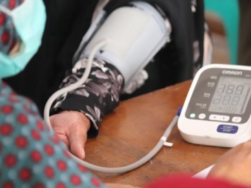 लो बीपी बन सकता है कई बीमारियों की वजह, इन घरेलू उपायों से मिलेगी राहत