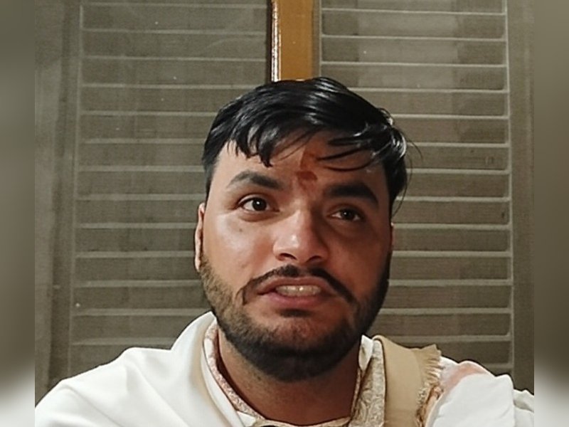 अयोध्या: ध्वजारोहण की तैयारियों के बीच आचार्यों ने की पीएम मोदी की सराहना