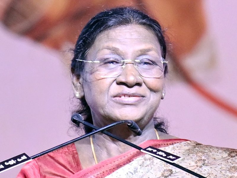 राष्ट्रपति द्रौपदी मुर्मू ने गुरु तेग बहादुर के 350वां शहीदी दिवस पर श्रद्धांजलि अर्पित की