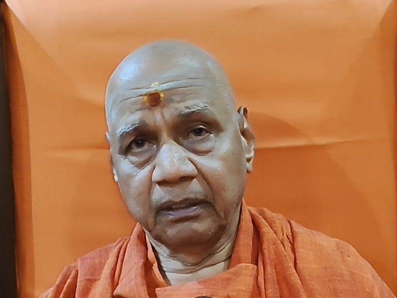 अयोध्या के संतों ने की प्रधानमंत्री मोदी की प्रशंसा, ध्वजारोहण समारोह में आएंगे 7 हजार मेहमान