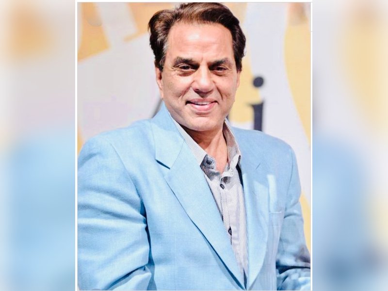 धर्मेंद्र : कांग्रेस के शासन में भाजपा के टिकट पर संसद पहुंचे, लेकिन रास नहीं आई राजनीति