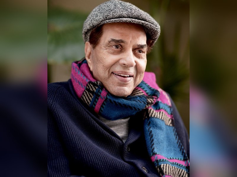 भारतीय सिनेमा ने अपना एक अमिट और स्नेही सितारा खो दिया, केंद्रीय मंत्रियों ने धर्मेंद्र को दी श्रद्धांजलि