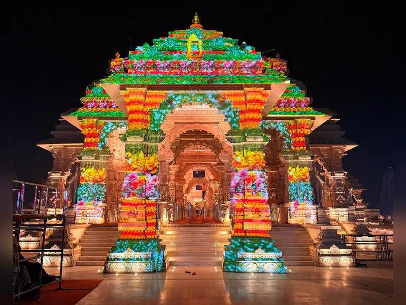 राम मंदिर का ध्वज त्याग और समर्पण का प्रतीक है: चंपत राय