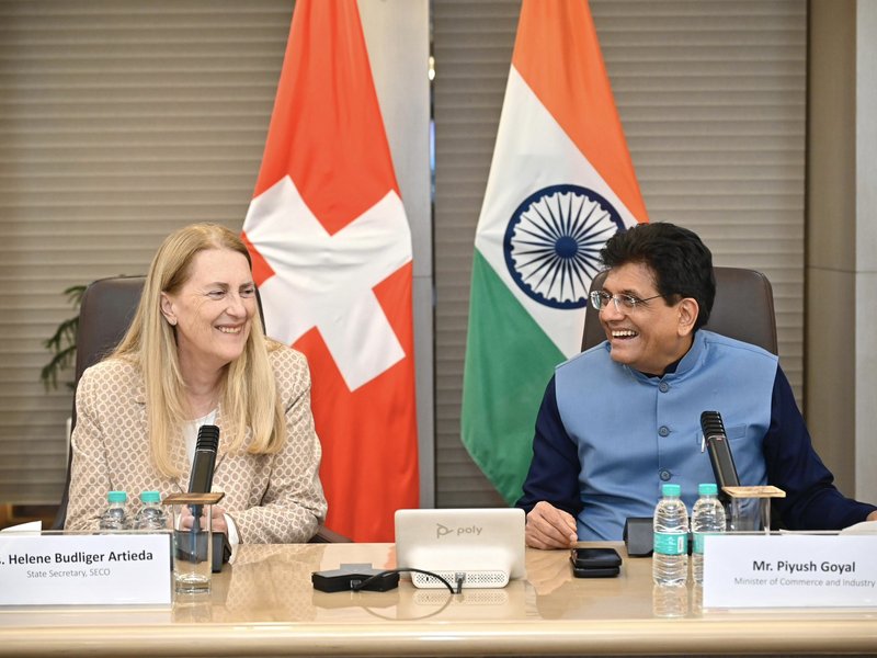 भारत और स्विट्जरलैंड के बीच फार्मा सेक्टर में निवेश बढ़ाने को लेकर हुई चर्चा