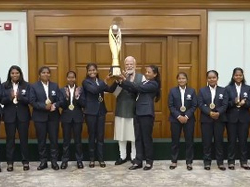 पीएम मोदी ने ब्लाइंड टी20 विश्व कप जीतने वाली भारतीय महिला टीम से की मुलाकात 