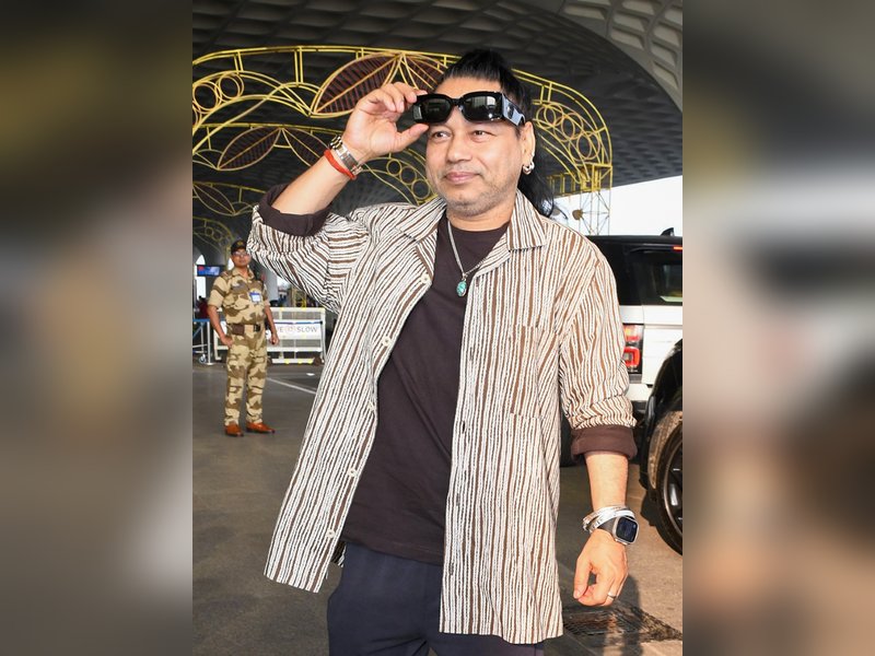 Kailash Kher relishes authenticate ‘chulhe ki roti’ at a Himalayan home