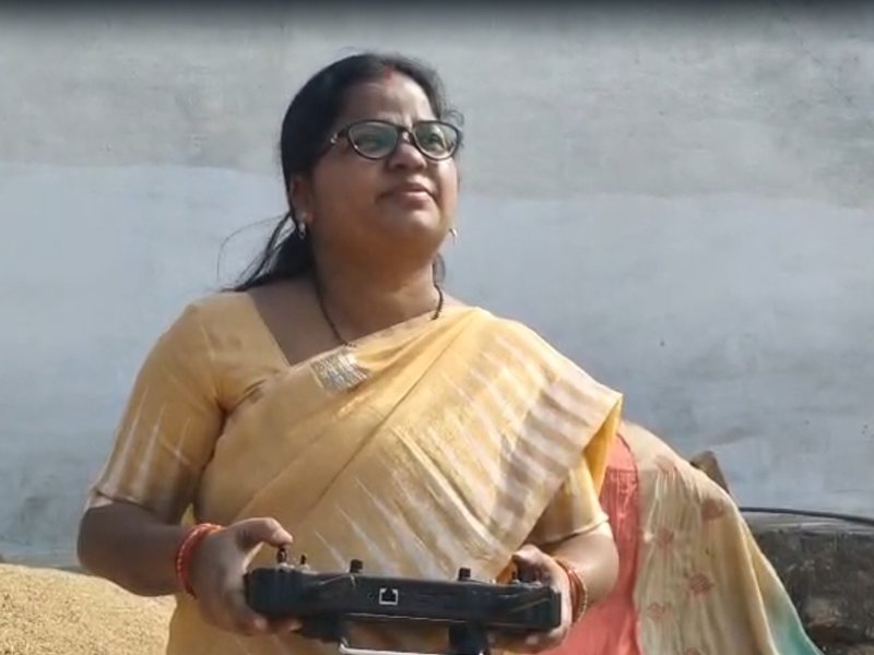 दुर्ग की जागृति साहू: 'मशरूम लेडी' से बनी ड्रोन दीदी, महिलाओं के लिए प्रेरणा