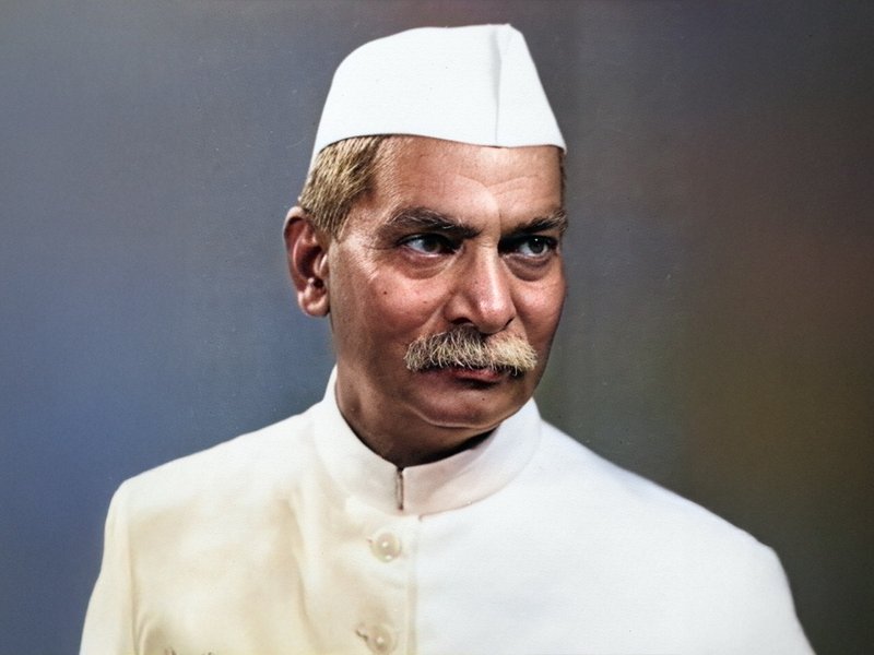 डॉ. राजेंद्र प्रसाद: गांधी जी के साथी से लेकर भारत के प्रथम राष्ट्रपति बनने तक कायम रखी सादगी और त्याग की मिसाल