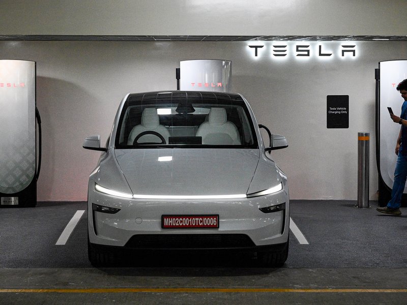 टेस्ला की भारत में धीमी शुरुआत, सितंबर से अब तक केवल 157 यूनिट की ही हुई बिक्री