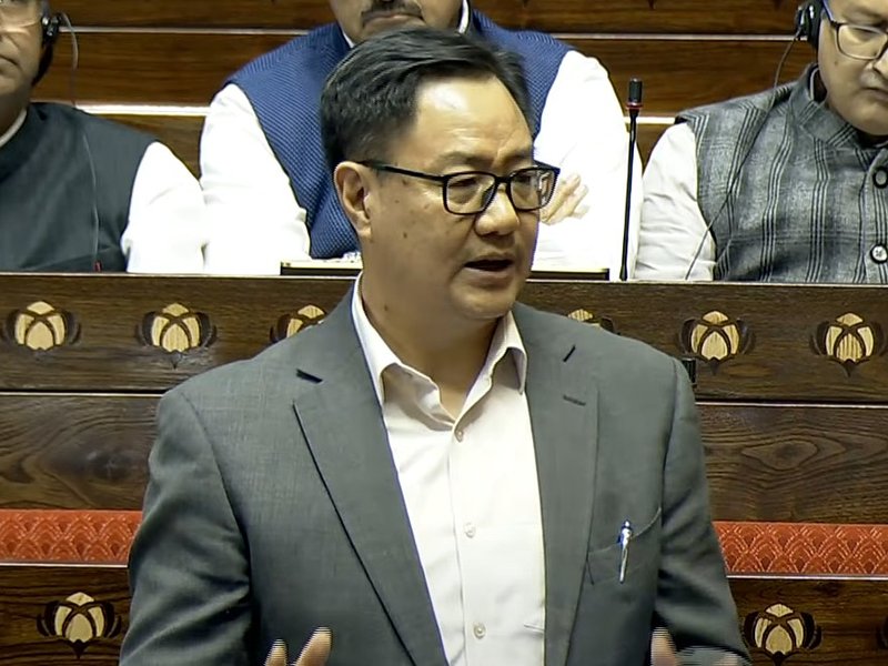 चुनाव सुधारों पर चर्चा के लिए सरकार तैयार, लेकिन सूचीबद्ध कामकाज पूरा करने दीजिएः किरेन रिजिजू 