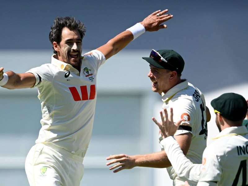 Mitchell Starc pips Wasim Akram to become leading left-arm bowler in Test cricket history. Photo credit: cricket.com.au