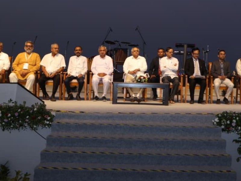 सीएम भूपेंद्र पटेल ने कच्छ के धोरडो में रणोत्सव 2025-26 का किया उद्घाटन