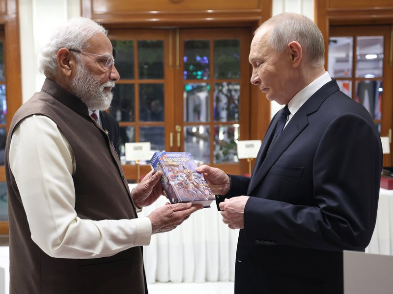 PM Modi gifts Russian edition of Bhagavad Gita to President Putin, says its teachings inspire millions (Photo: @narendramodi/X)