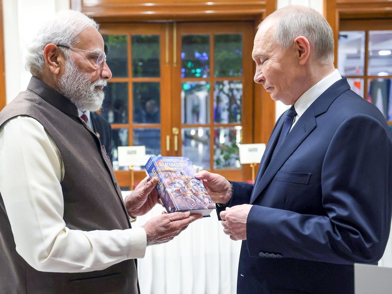 'मेलोडी' नहीं पीएम मोदी की 'गिफ्ट डिप्लोमेसी' में खास है 'भगवद गीता', 2014 से कई राष्ट्राध्यक्षों को की भेंट