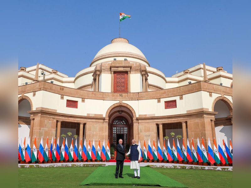 Welfare of world only through path of peace, says PM Modi in meeting with Putin