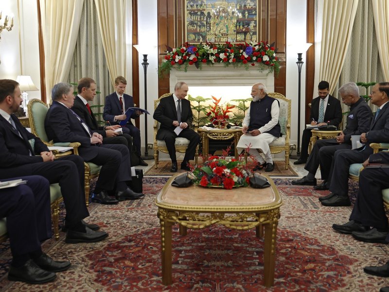 Citing longstanding cultural ties, PM Modi announces free tourist visas for Russian citizens 