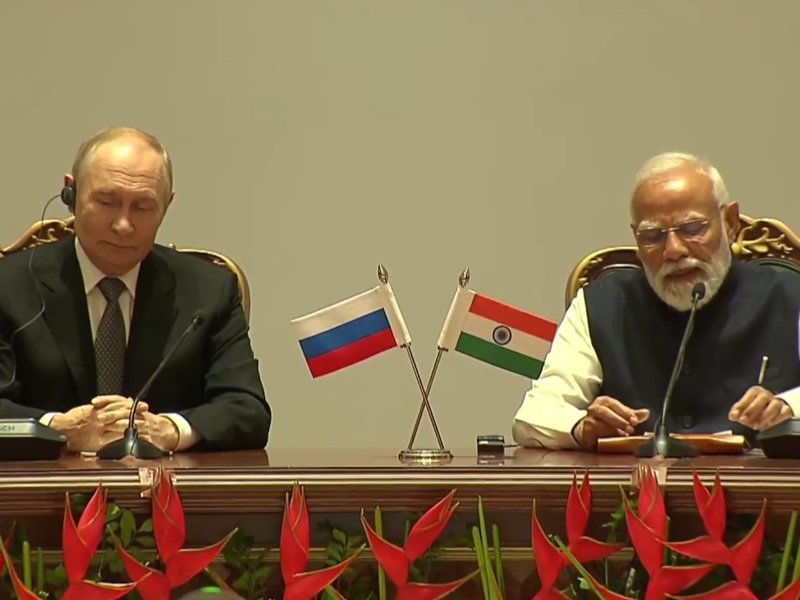 ‘रिफॉर्म, परफॉर्म, ट्रांसफॉर्म पर काम जारी,’ भारत-रूस बिजनेस फोरम में बोले प्रधानमंत्री मोदी 