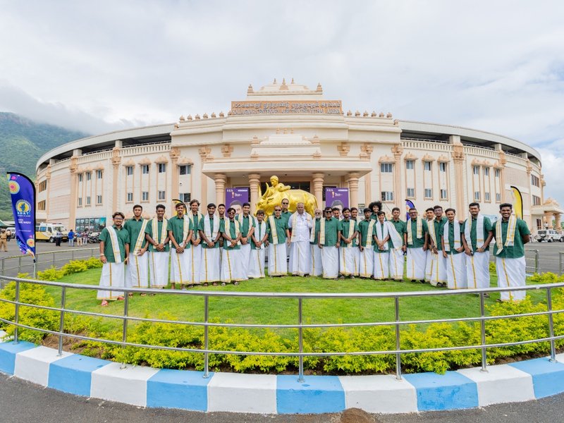 Men’s Junior WC: International teams take in Tamil Nadu’s Iconic Jallikattu tradition (Credit: Hockey India)