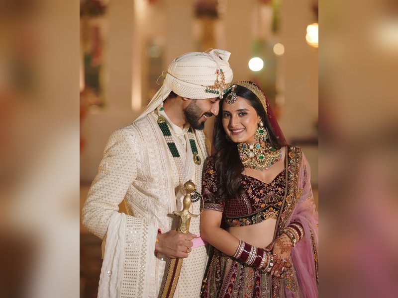 Reel meets real for Ayushi Khurana for the second time on ‘Jaane Anjaane Hum Mile’