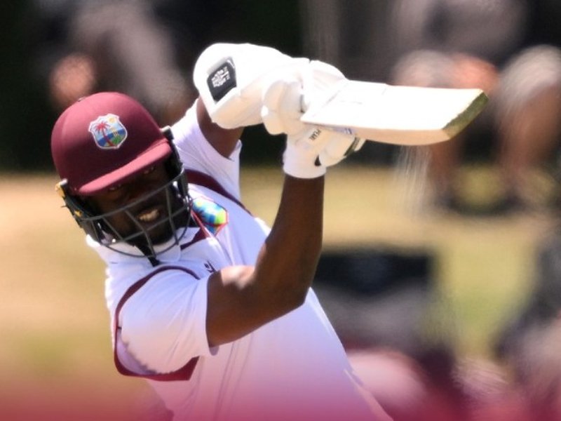 233 गेंद पर 58 रन, गेंदबाज केमार रोच ने अपनी बल्लेबाजी से टाली वेस्टइंडीज की हार 