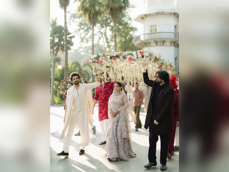 An emotional Kartik Aaryan says 'you’ll always be my little sister' after seeing Kritika as a bride