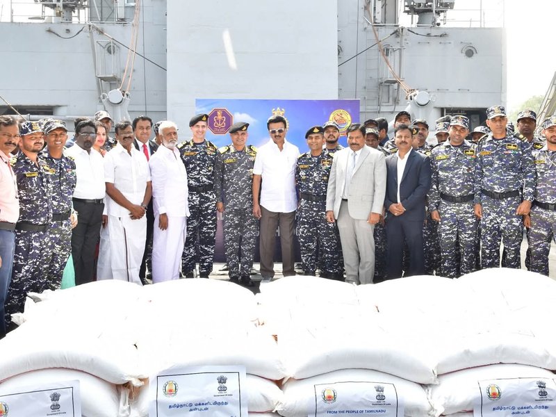 TN sends 950 tonnes of humanitarian aid to cyclone-hit Sri Lanka