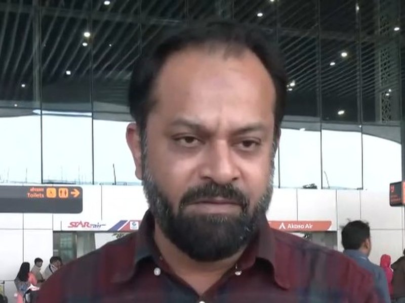 इंडिगो की उड़ानें रद्द होने पर यात्रियों में भारी नाराजगी, बोले-इंडिगो नहीं, ‘इडियट गो’ है