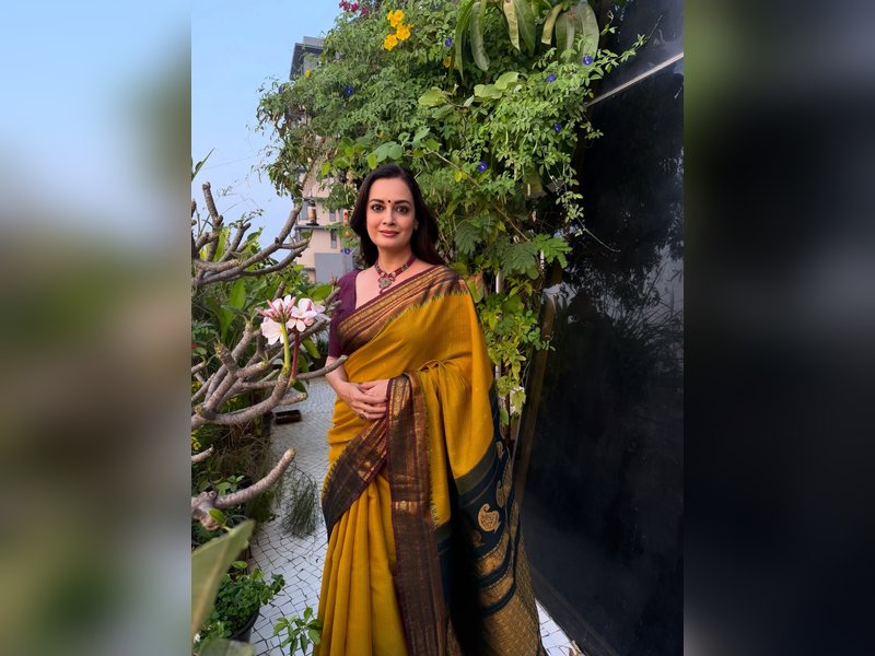 Dia Mirza receives a special gift from Shabana Azmi which she promises to cherish for life 