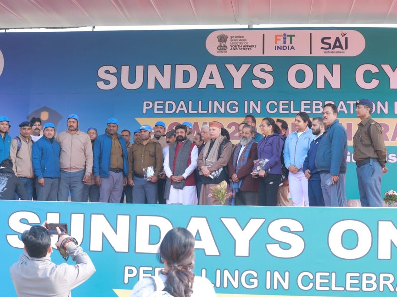 Fit India Sundays on Cycle celebrates India’s CWG 2030 hosting rights, contribution of private security guards 
