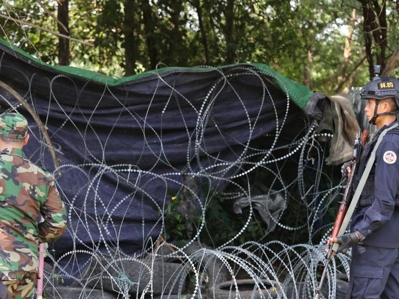 Thailand deploys fighter jets; Cambodia alleges Thai soldiers open fire amid border tension