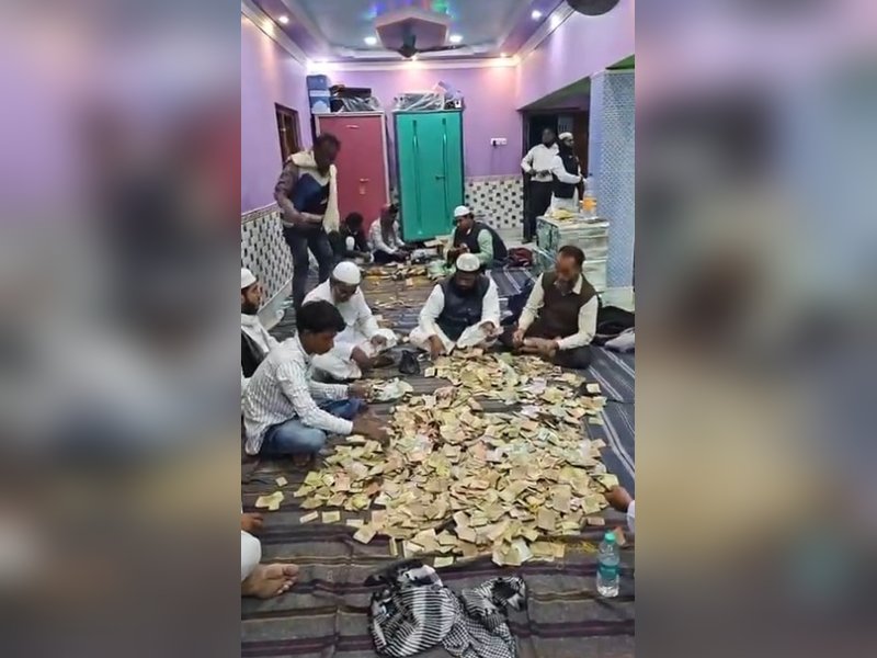 Kabir’s mosque donation video triggers fresh storm, says Muslim bizman will donate Rs 80 cr