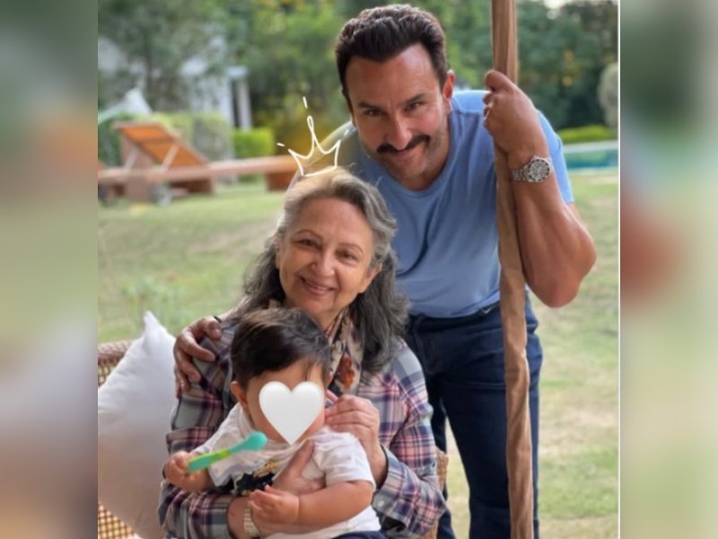 Kareena Kapoor says she always tries to follow in her amma Sharmila Tagore’s footsteps